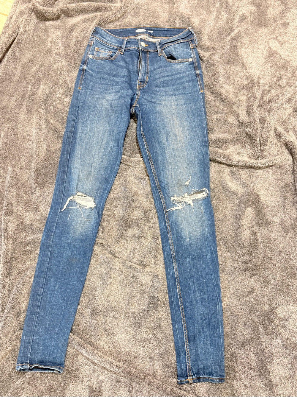 Old Navy Blue Distressed Skinny Jeans